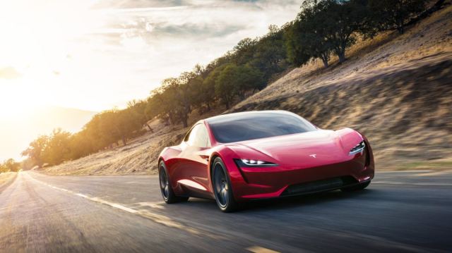 Tesla Roadster'ın tanıtım tarihi 10 Ekim olarak belirlendi.