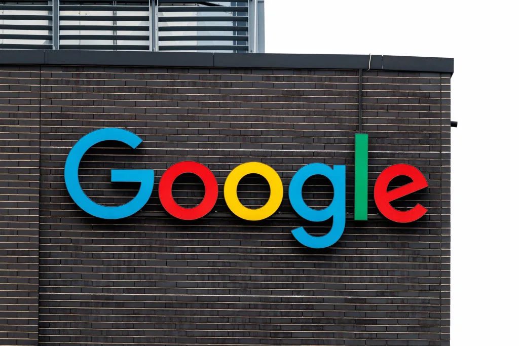 BM verileri ve Google iş birliği ile AI sistemlerine erişim kolaylığı.