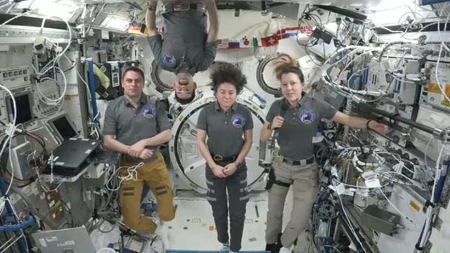 Avrupa'nın ilk uzay giysisi EuroSuit, Uluslararası Uzay İstasyonu'nda test edildi.
