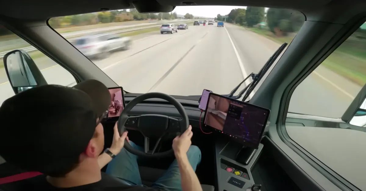 Tesla Semi, 2,500 elektrikli kamyon siparişi alarak ABD pazarında önemli bir adım attı.