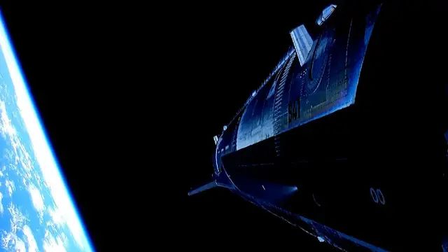 Starship uzay aracı, Dünya yörüngesine başarıyla ulaştı ve Starlink uydularını uzaya bıraktı.