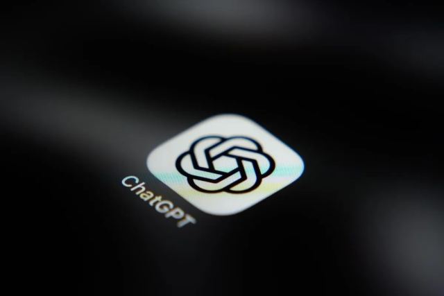 OpenAI, ChatGPT ile uygulama mağazası modelini değiştiren yeni özellikler sunuyor.