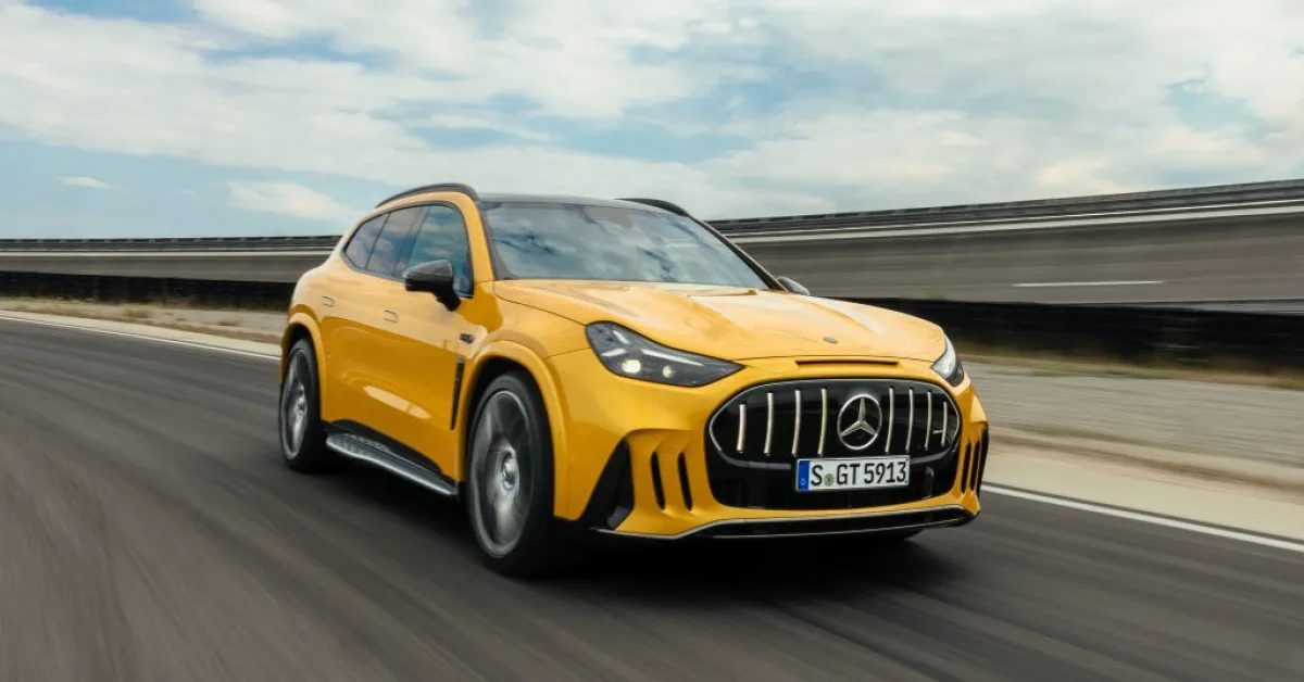 Mercedes-AMG GT SUV, 1,153 hp gücü ve 710 kW hızlı şarj desteği ile dikkat çekiyor.