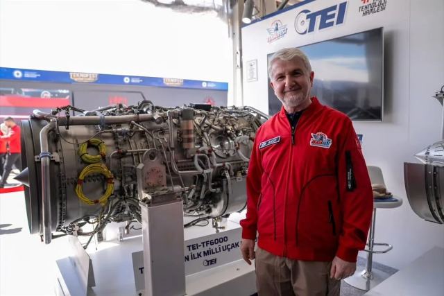 GÖKBEY helikopteri ve TS1400 motoru ile ilgili bir görsel.