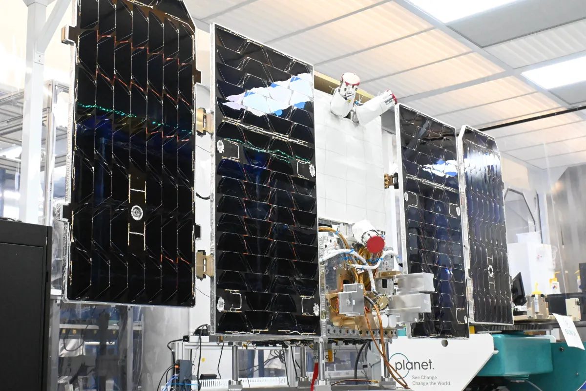 Google Starship fırlatma projesi ile uzayda veri işleme hedefliyor.