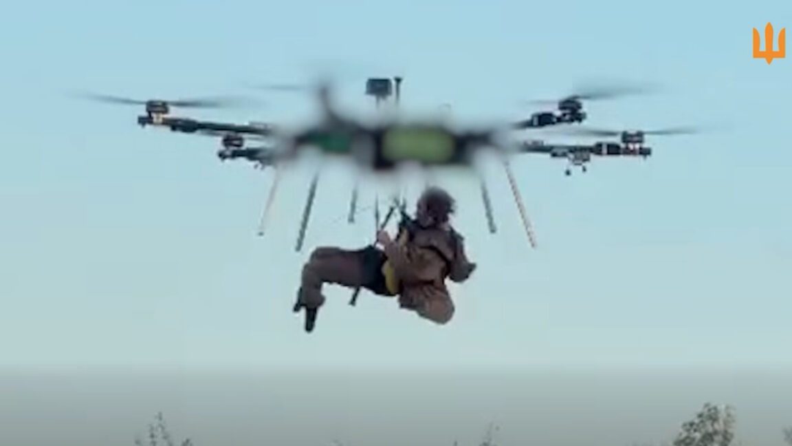 Ukrayna'nın drone ile yaralı asker kurtarma operasyonu