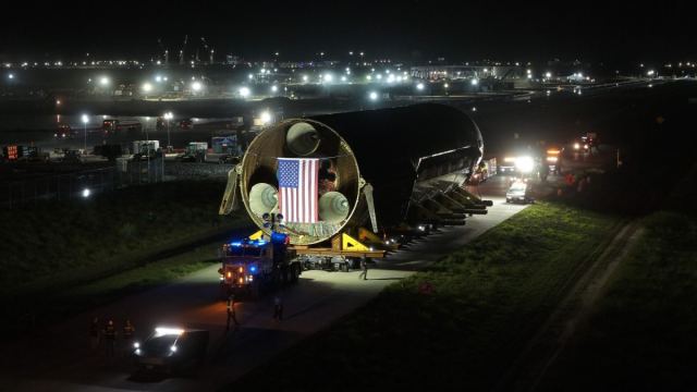 SpaceX Starship 40 uzay aracı, uzaya uçuş sonrası Starbase'e geri döndü.