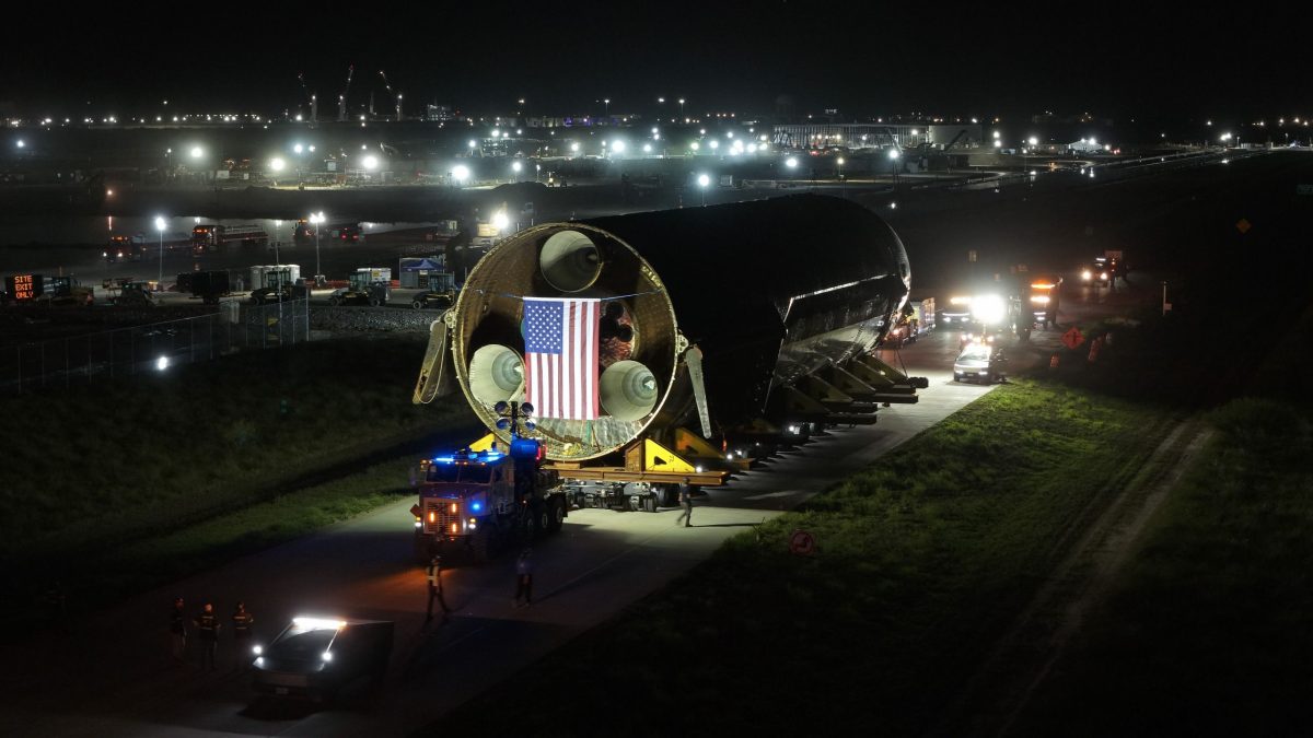 SpaceX Starship 40 uzay aracı, uzaya uçuş sonrası Starbase'e geri döndü.