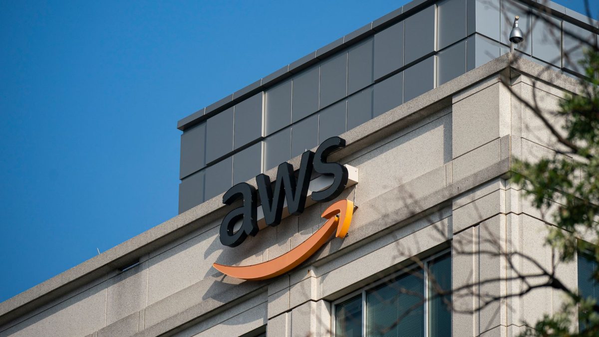 Amazon veri merkezi, yapay zeka ve ekonomik etkileri üzerine bir değerlendirme.