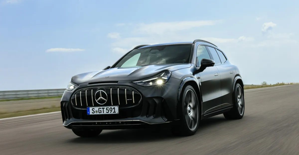 Mercedes-AMG GT SUV, 1,150 hp elektrikli SUV performansı ile dikkat çekiyor.