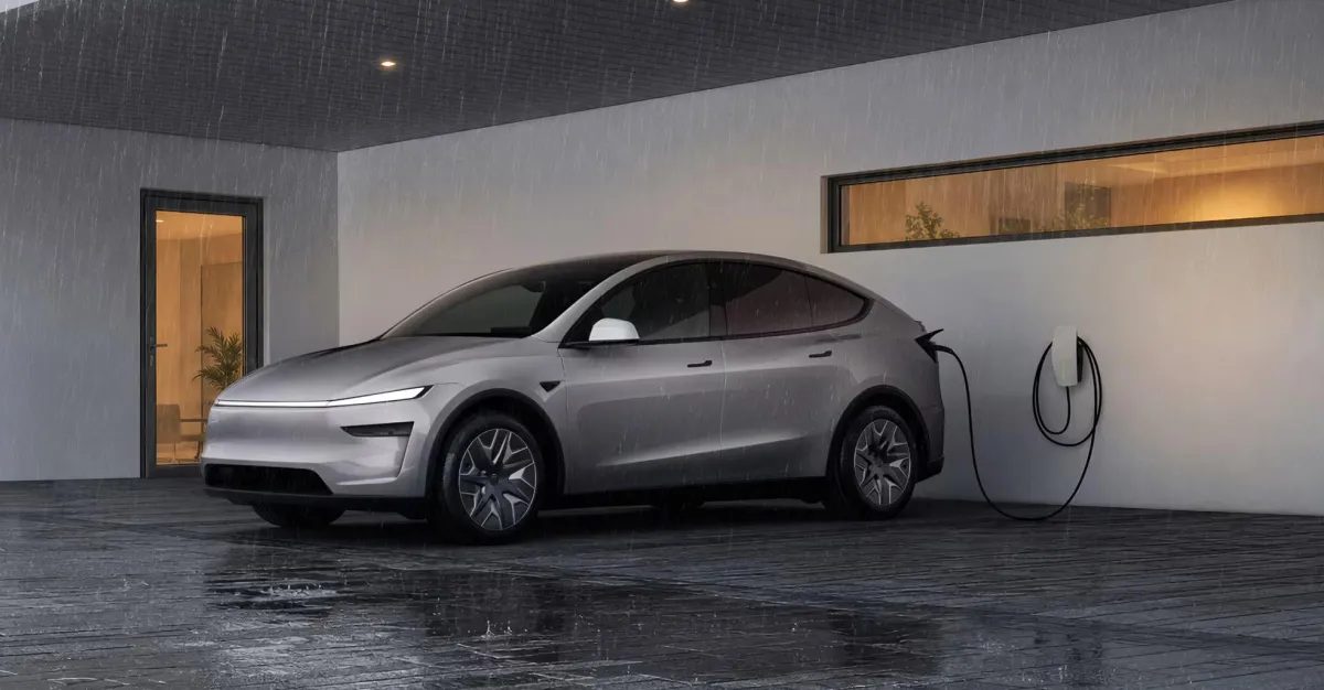 Tesla Model 3 ve Model Y, elektrik kesintilerinde ev için yedek batarya olarak kullanılabiliyor.