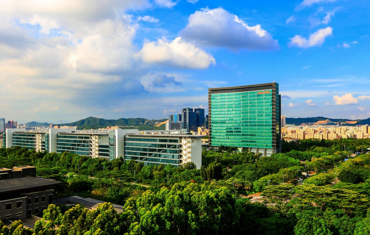 Qualcomm ve Huawei'nin patent anlaşması ile ilgili görsel açıklama.